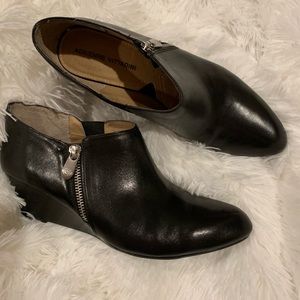 Adrienne Vittadini Midge size 9 black leather shoe